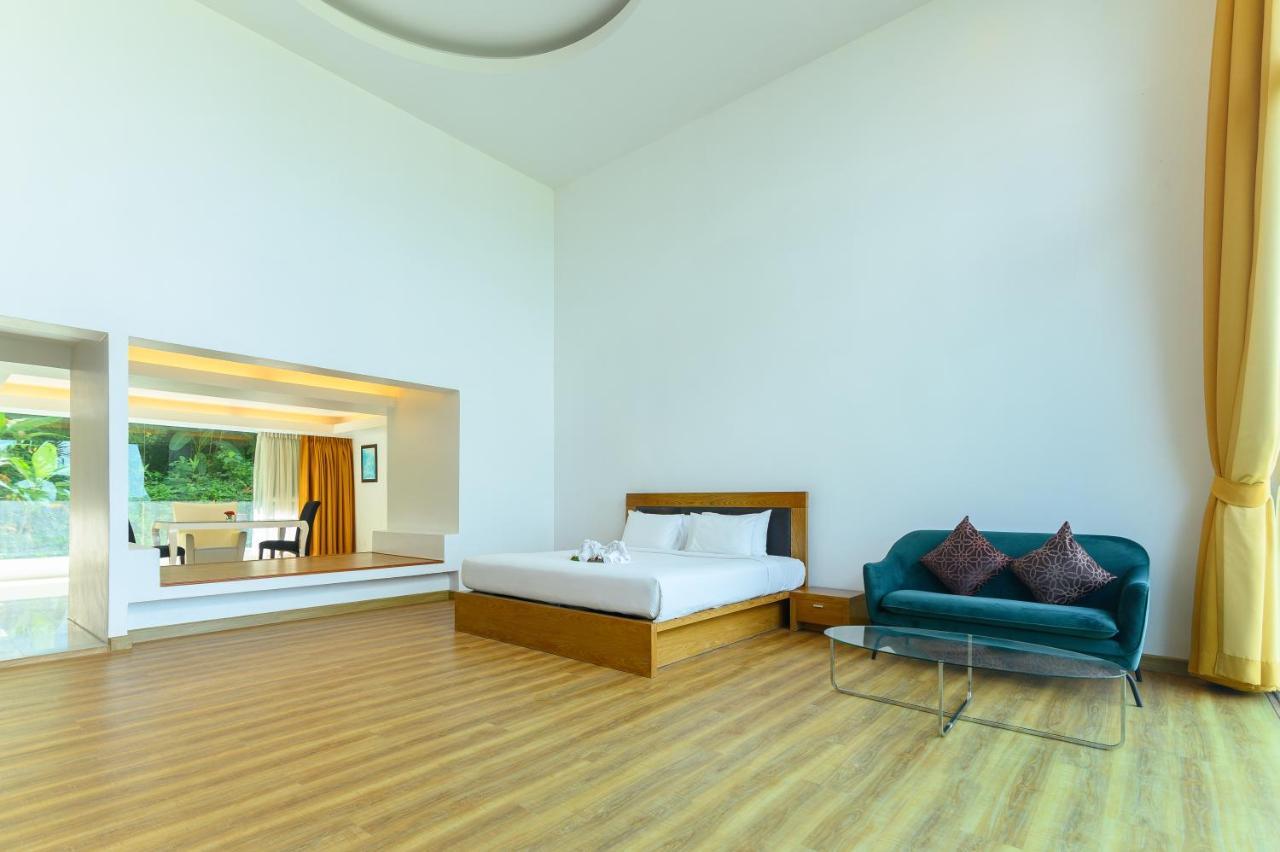 Hilltop Wellness Resort Kathu Exterior foto