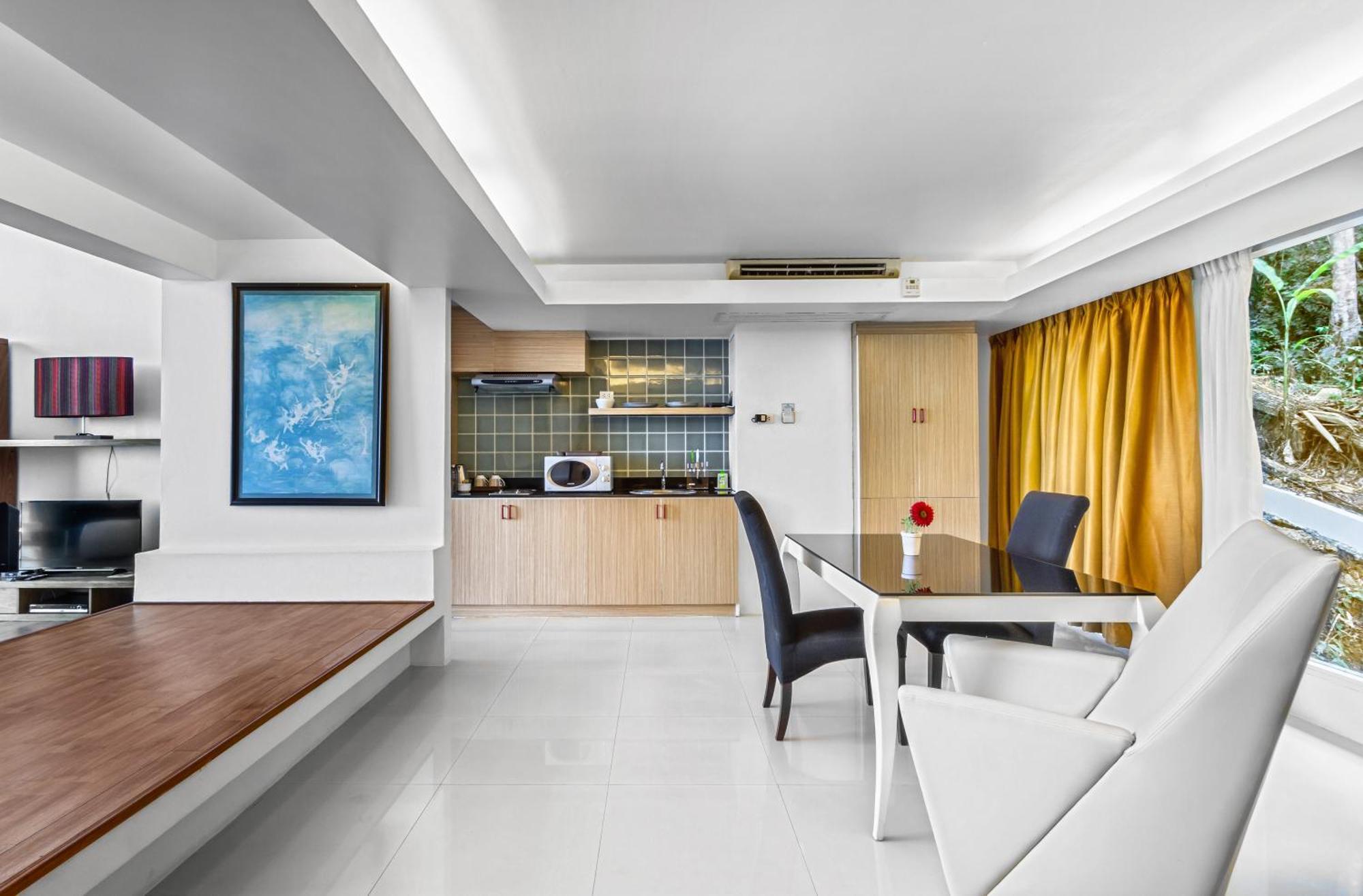Hilltop Wellness Resort Kathu Habitación foto